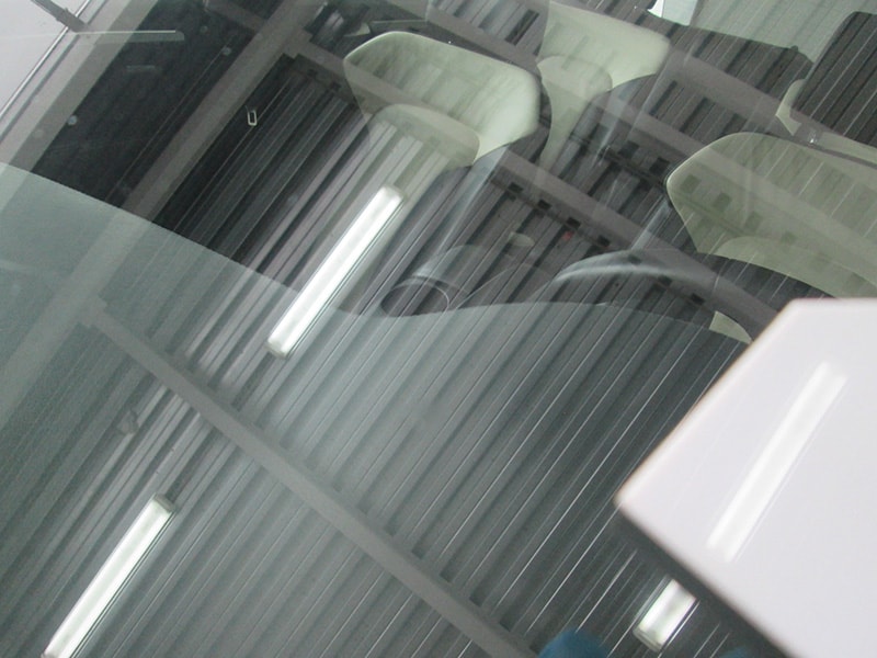 Ремонт скола на лобовом стекле AUDI Q7 до-после
