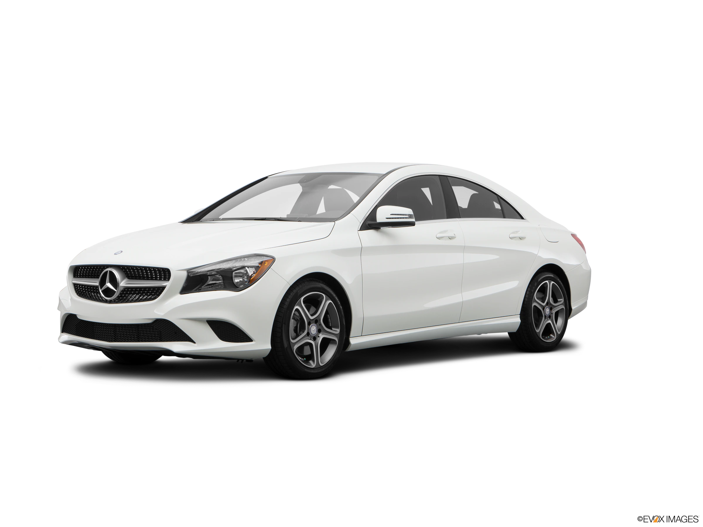 Замена лобового стекла Mercedes CLA-klasse C117