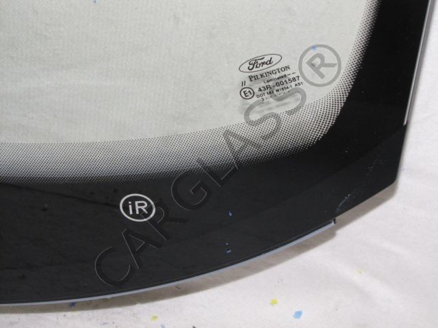 Фото Лобовое стекло на ,  в наличии на нашем складе